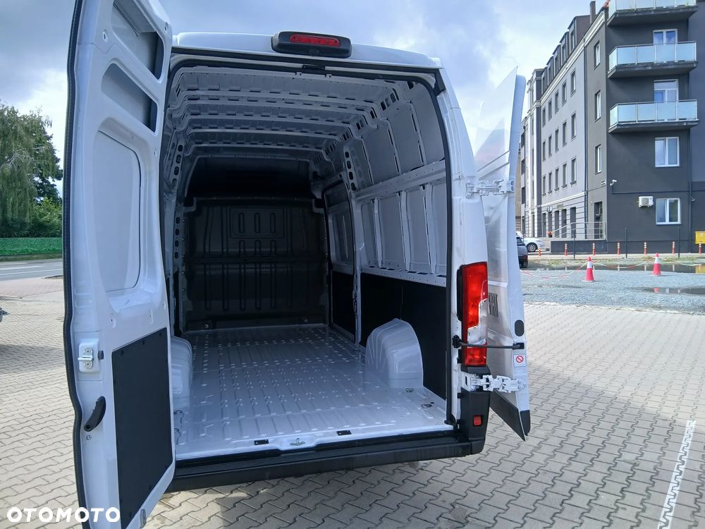 Fiat Ducato L4H3 140km od ręki - 13
