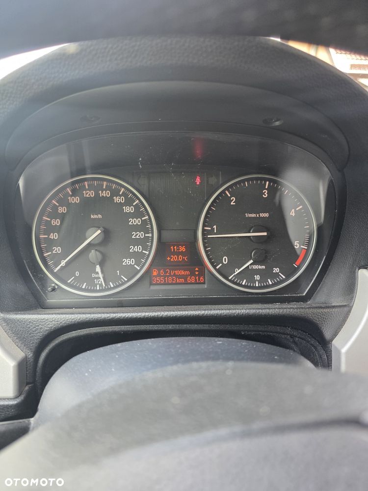 BMW Seria 3 2009 photo 3