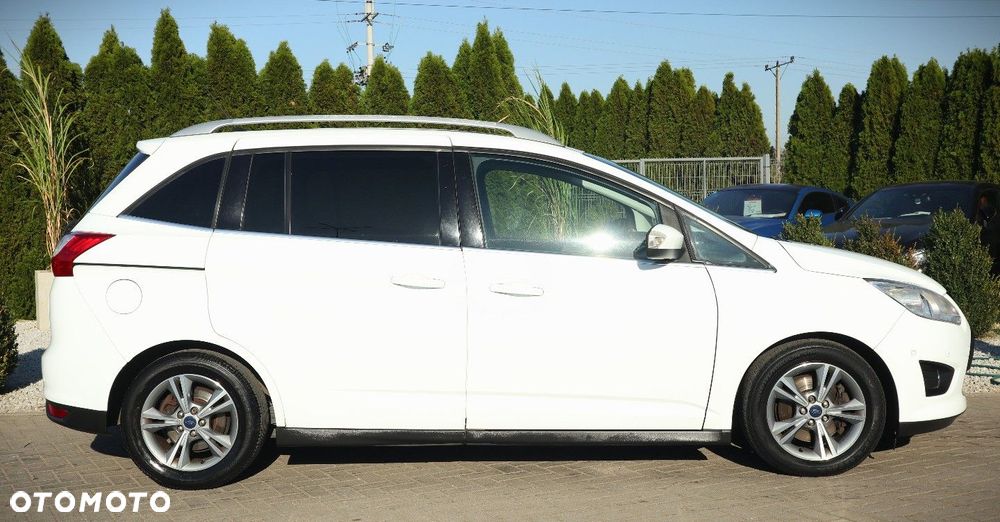 Ford Grand C-MAX - 4
