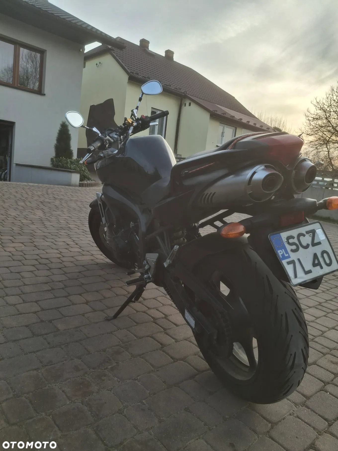 Yamaha FZ6 - 4