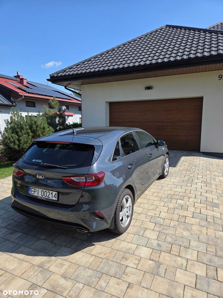 Kia Ceed - 4