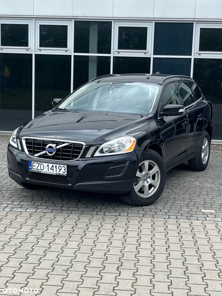 Volvo XC 60 D3 Momentum - 1