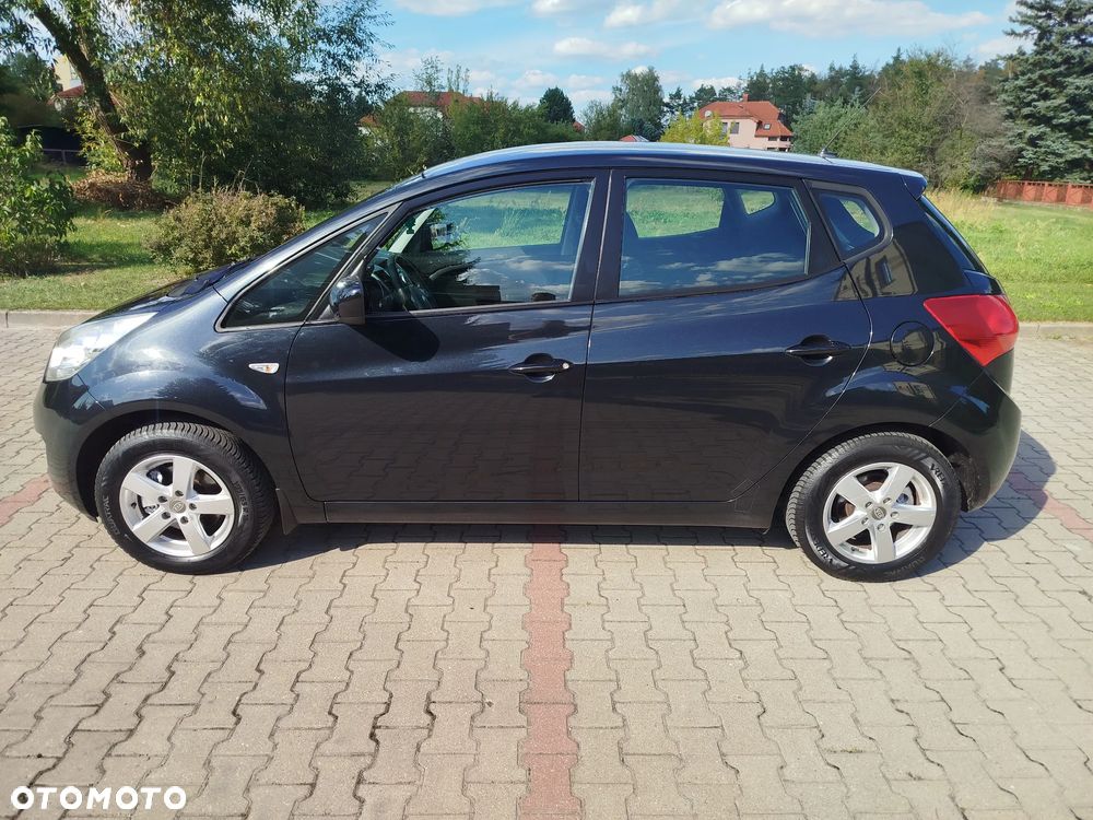 Kia Venga 1.4 CVVT Fifa World Cup Edition - 9