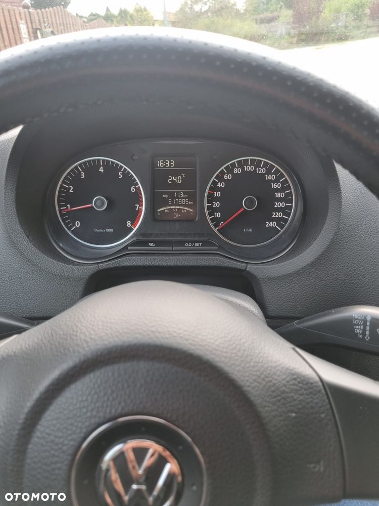 Volkswagen Polo 1.4 16V Comfortline - 13