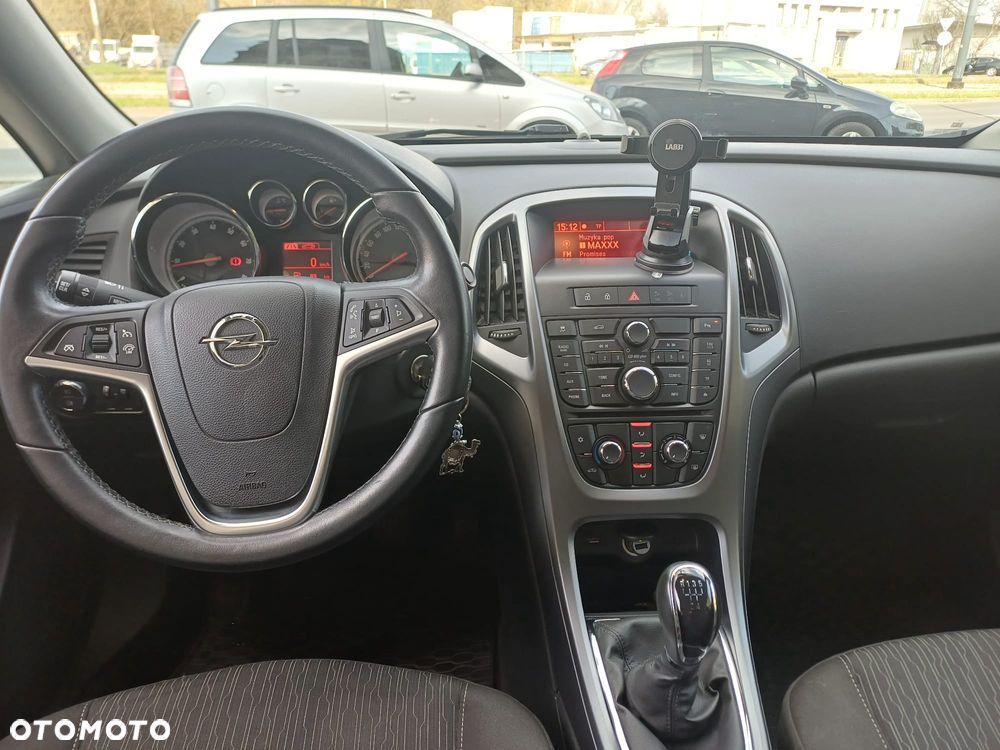 Opel Astra 1.6 Enjoy - 18