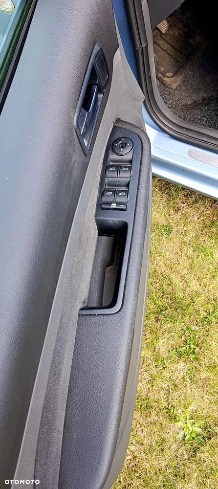 Ford Focus 1.6 Ti-VCT Ghia - 15