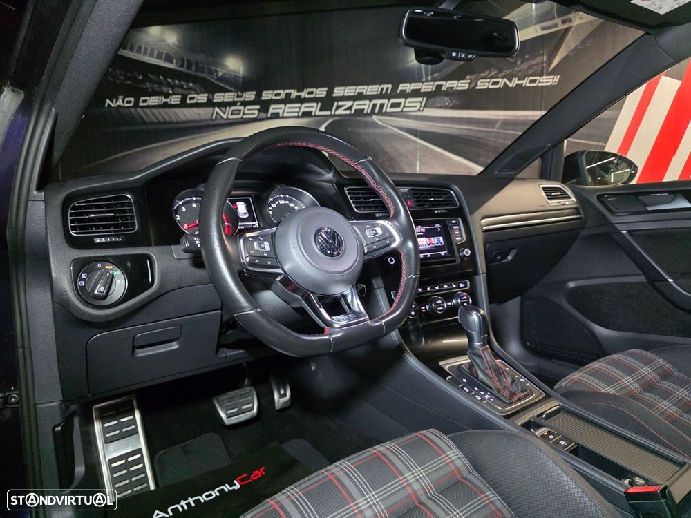VW Golf 2.0 TSi GTi DSG - 14
