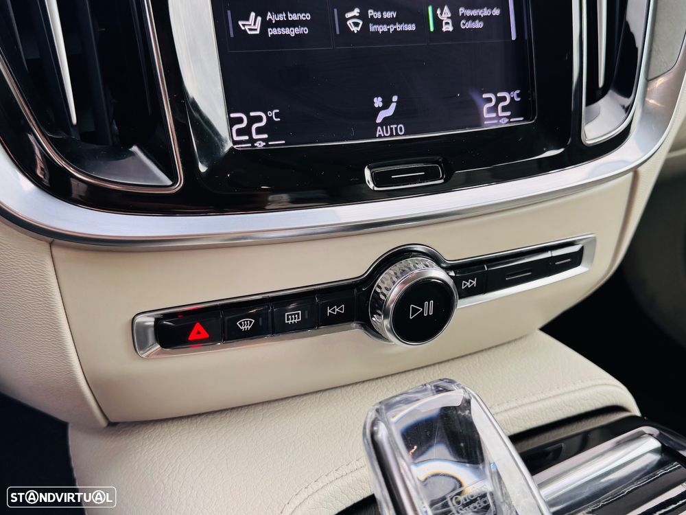 Volvo V60 2.0 T6 AWD TE Inscription Expression - 27