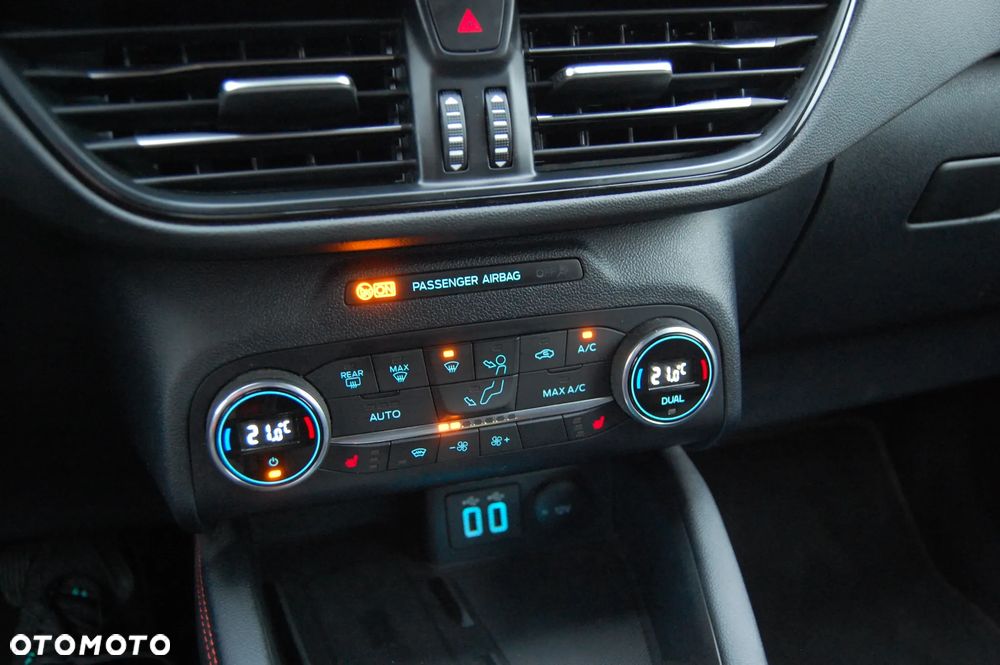 Ford Kuga 2.0 EcoBlue 4x4 ST-LINE X - 15