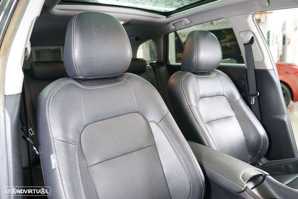 Toyota Avensis Touring Sports 2.0 D-4D Exclusive - 31