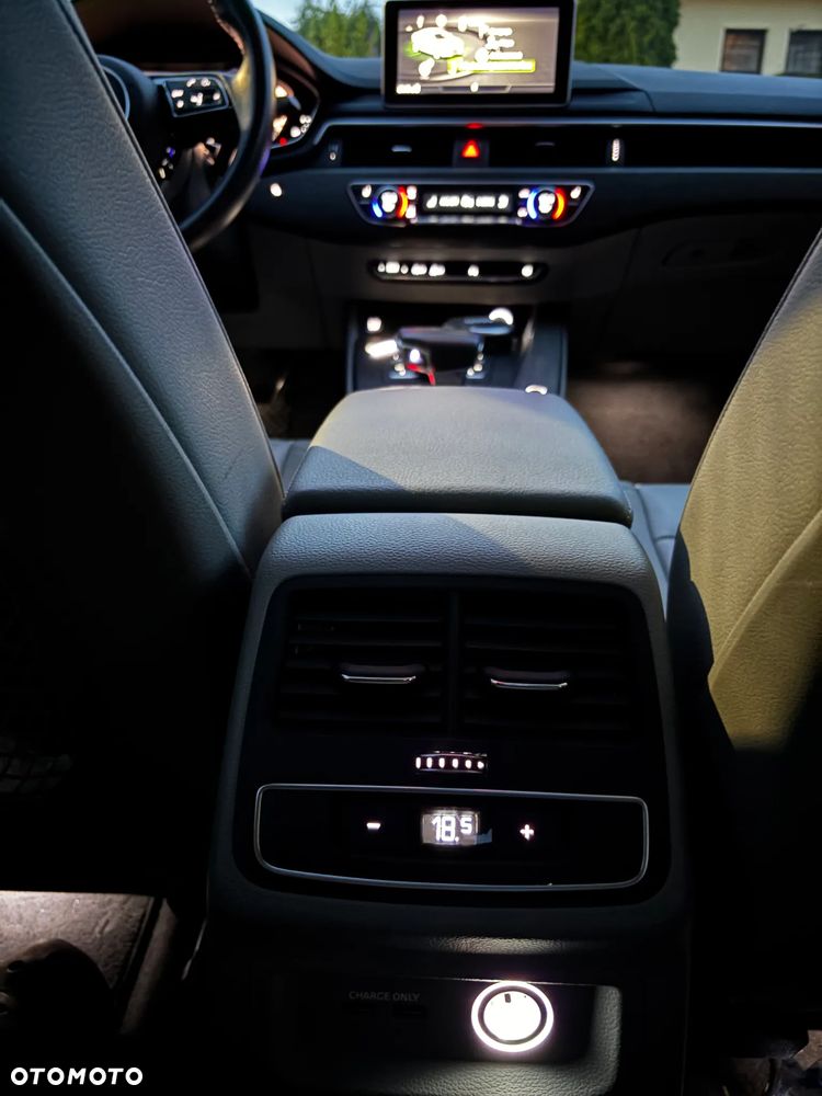 Audi A4 Limousine 40 TFSI S tronic design - 14