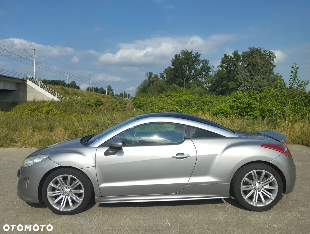 Peugeot RCZ - 2