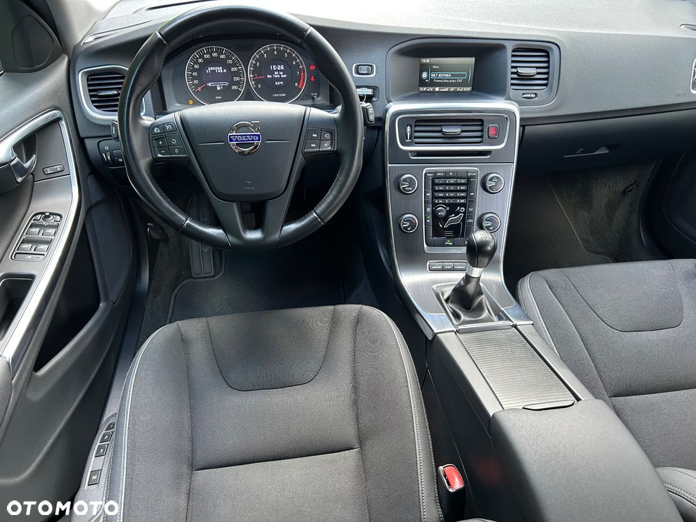 Volvo V60 T3 Edition Pro - 5