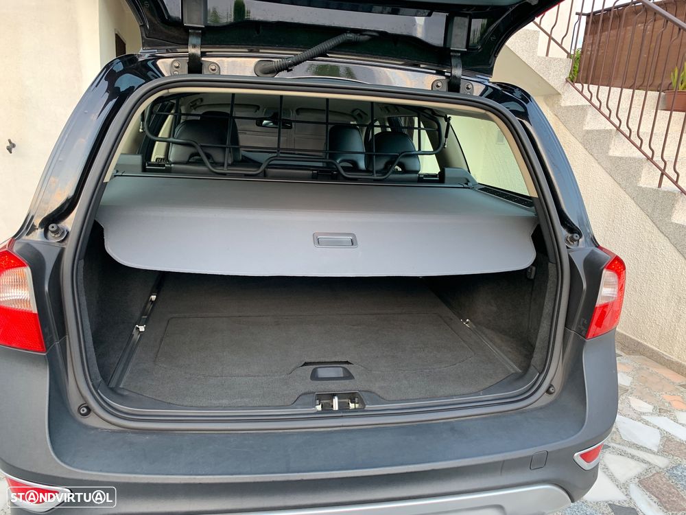 Volvo XC 70 2.4 D5 Nivel 2 Geartronic - 8