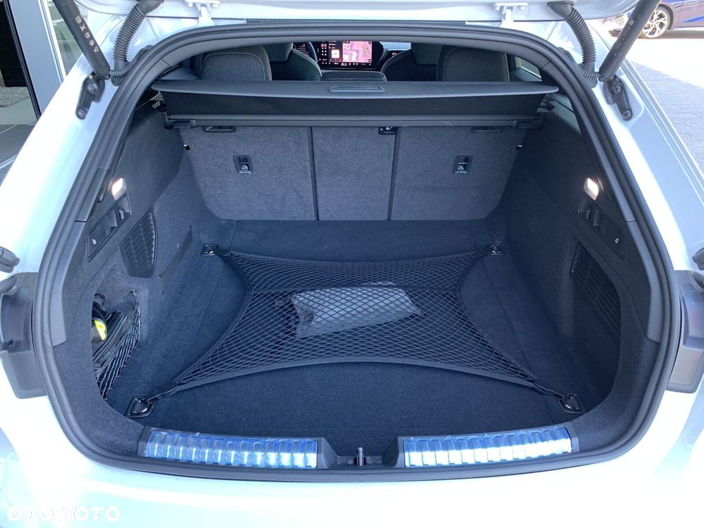 Audi A5 Avant TDI mHEV S tronic - 11