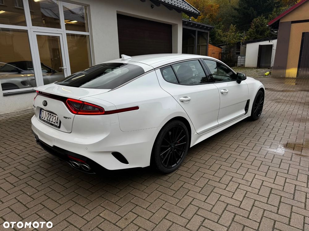 Kia Stinger 3.3 T-GDI V6 GT AWD - 15