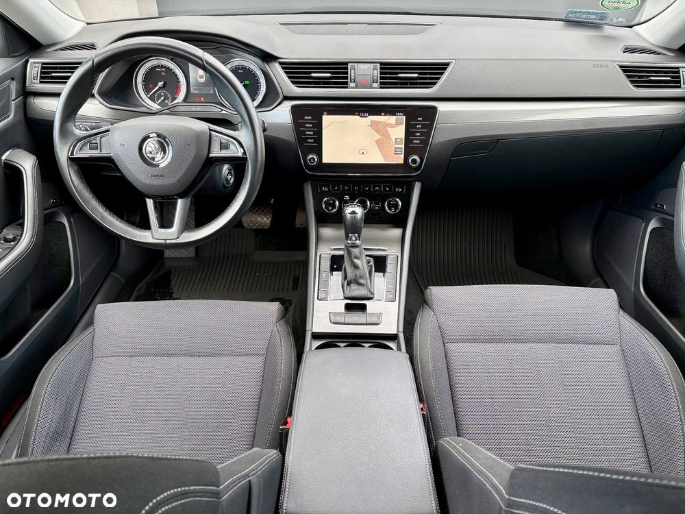 Skoda Superb 2.0 TDI SCR Style DSG - 18