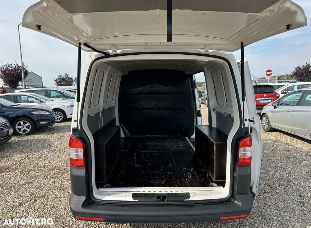 Volkswagen Transporter T5 - 4