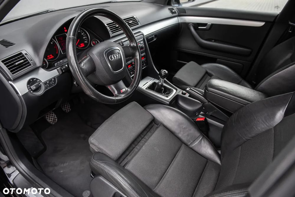 Audi A4 Avant 1.8 T quattro - 15