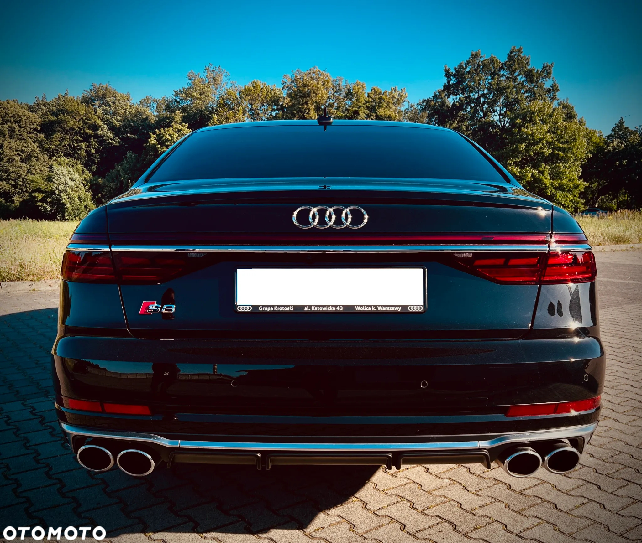 Audi S8 - 9