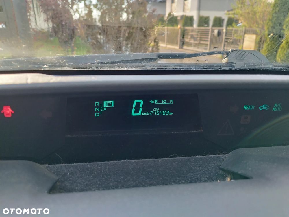 Toyota Prius 1.5 VVT-i Sol - 1