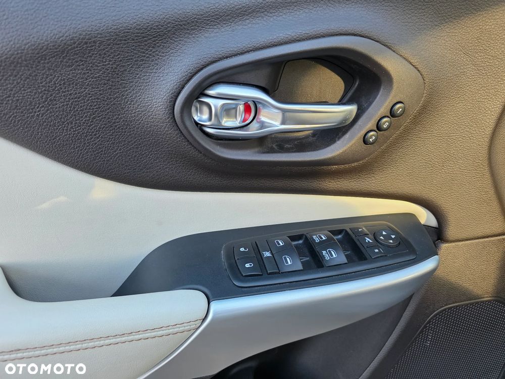 Jeep Cherokee 3.2 V6 Active Drive I Limited - 7