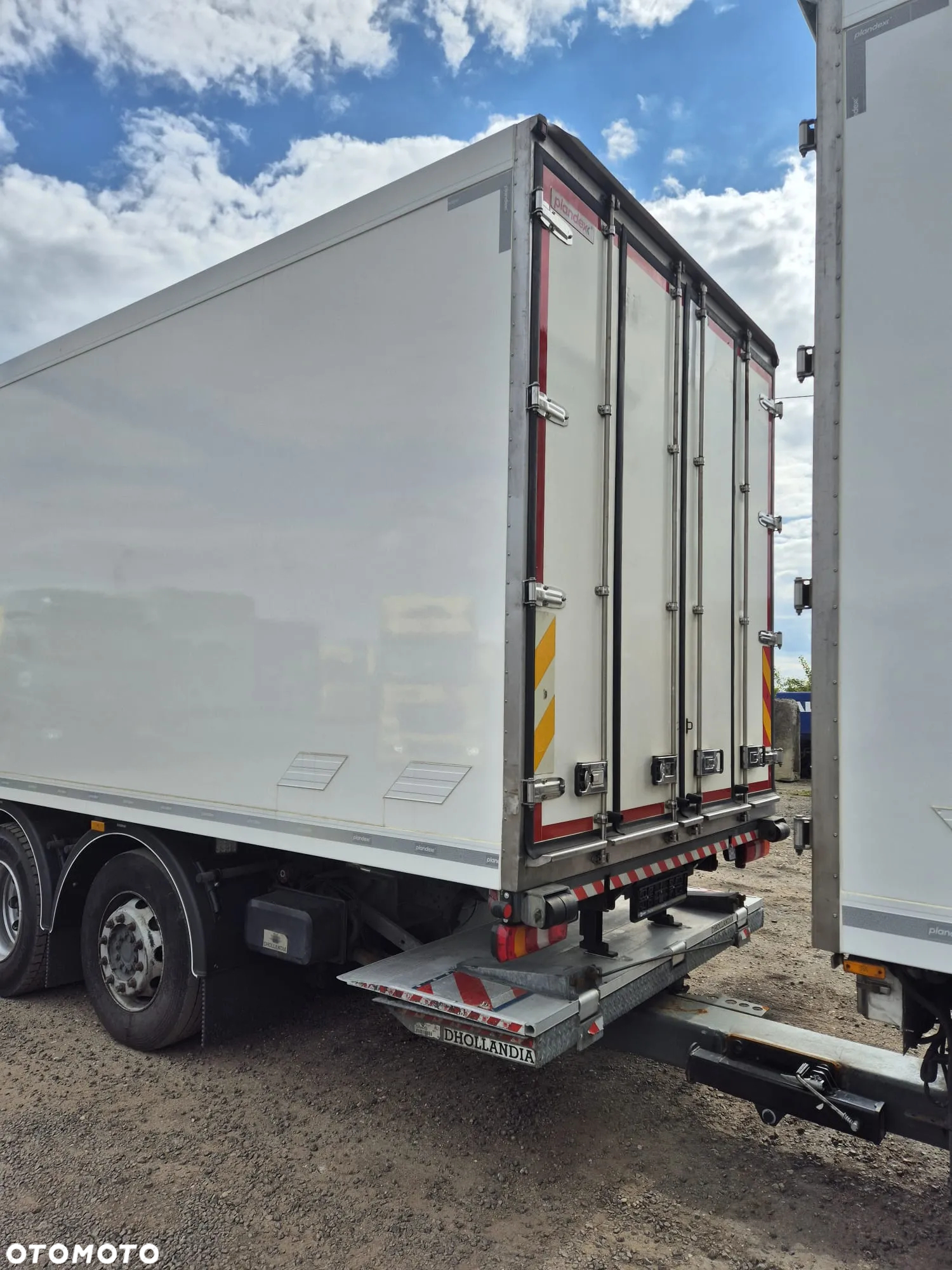 Inny Przejazdowy Plandex PTL18 z zabudową - 3
