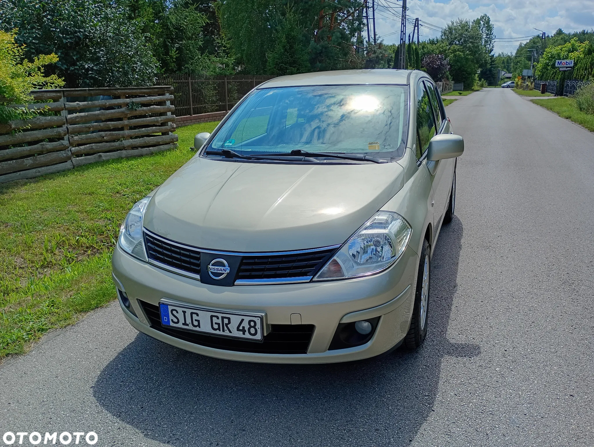 Nissan Tiida 1.6 Acenta - 2