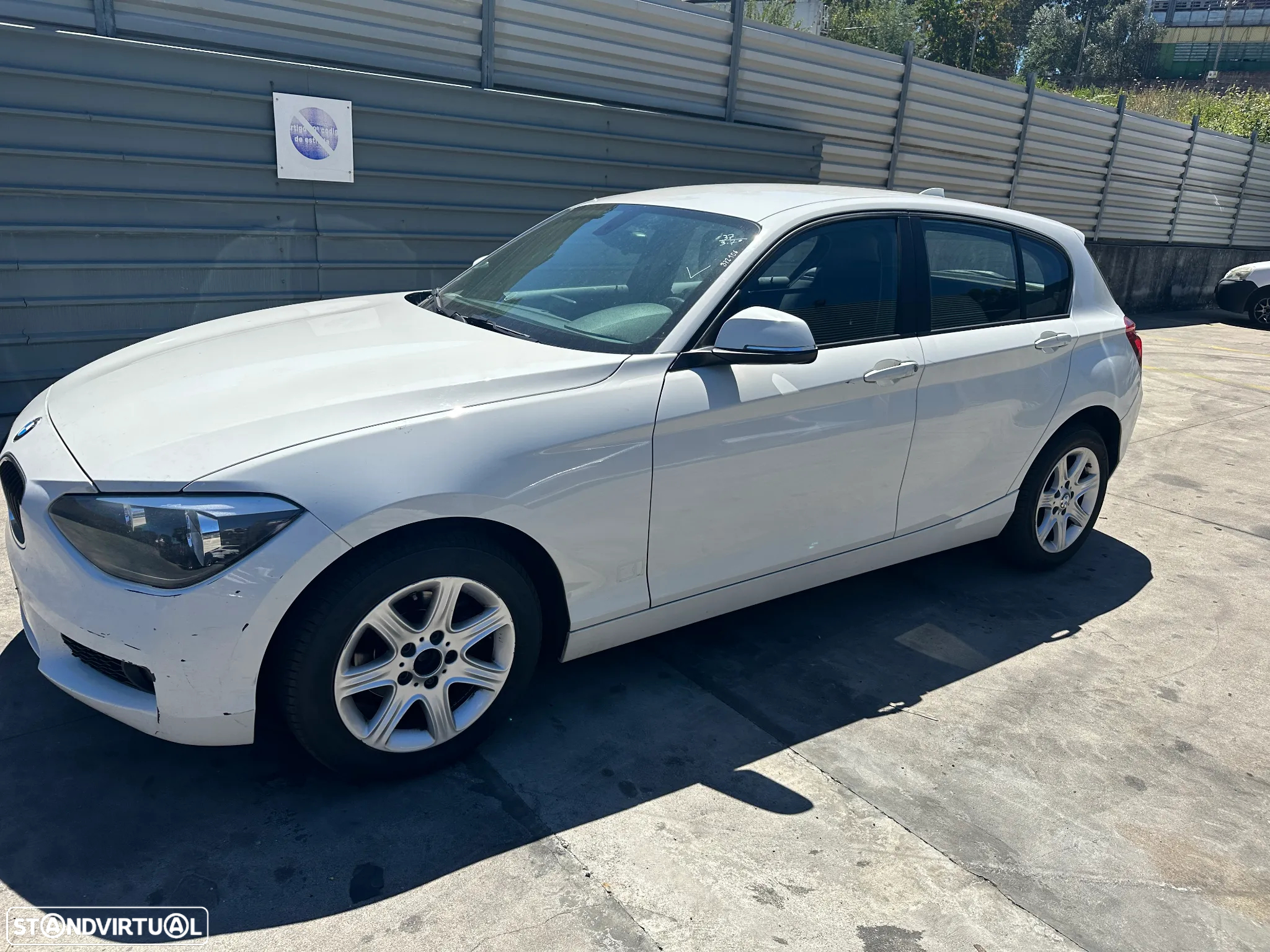 BMW F20 116D 2.0 DE 2015 PARA VENDA DE PEÇAS - 2