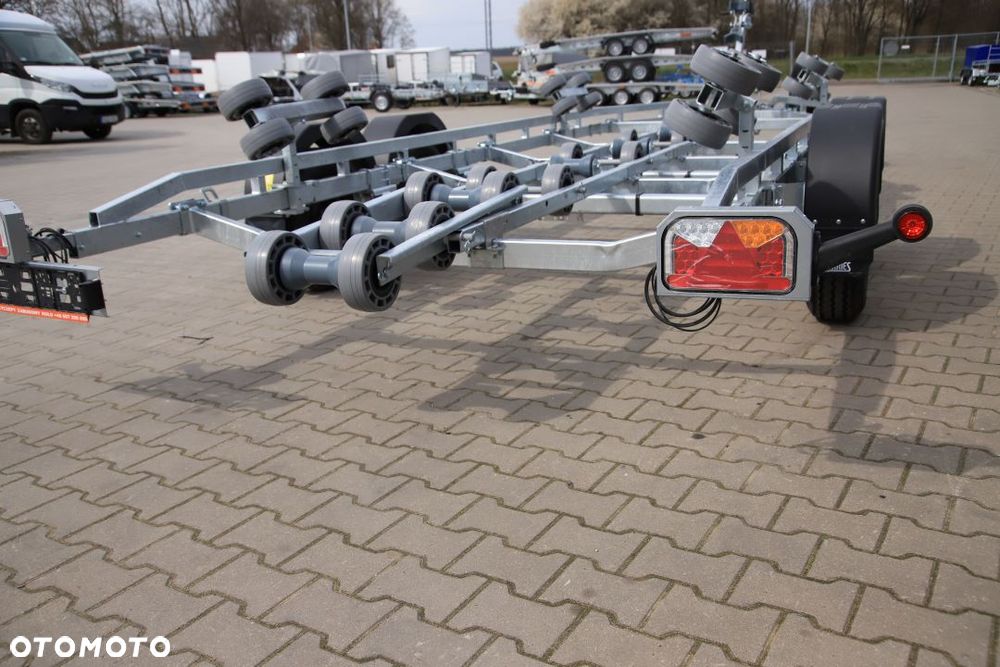 Lorries Przyczepa Podłodziowa PP25-8025 Do Łodzi Max 7,8 M DMC 2700 kg Tylne Lampy LED - 11