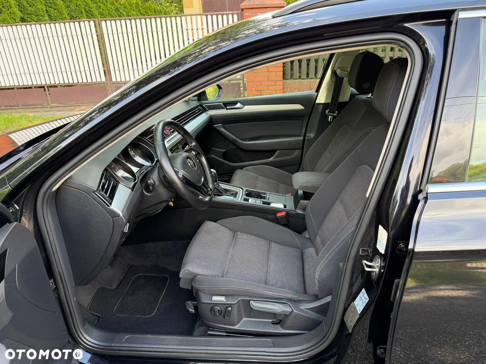 Volkswagen Passat Variant 1.4 TSI BMT ACT Trendline DSG - 14