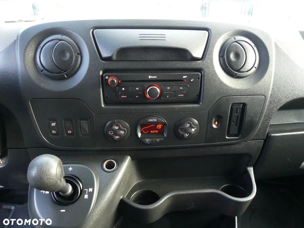 Renault Master - 13