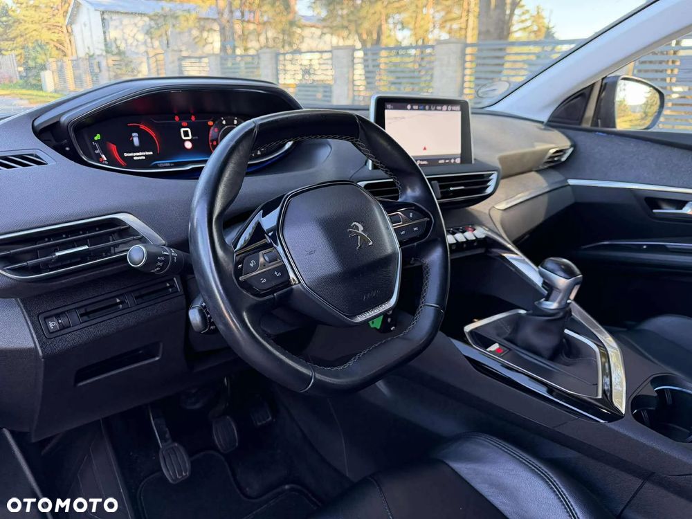 Peugeot 3008 1.6 BlueHDi Allure S&S - 20