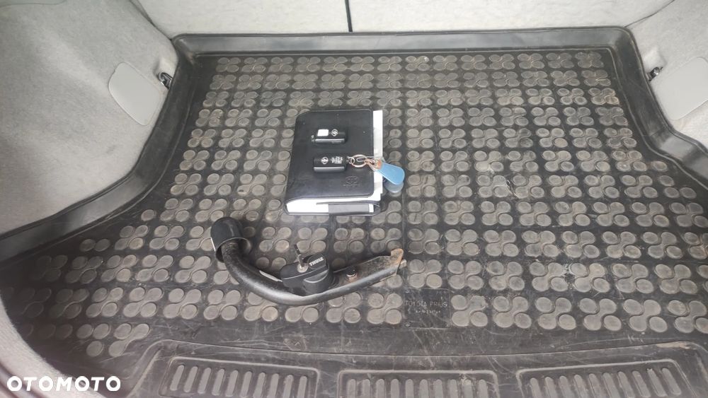 Toyota Prius 1.8 HSD Prestige - 15