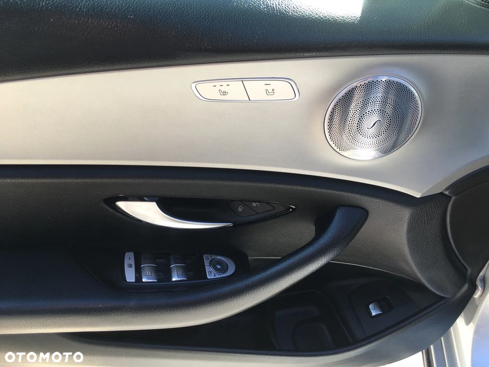 Mercedes-Benz Klasa E 220 d 9G-TRONIC Avantgarde - 18