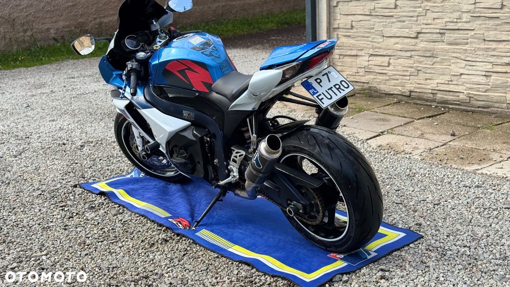 Suzuki GSX-R - 10