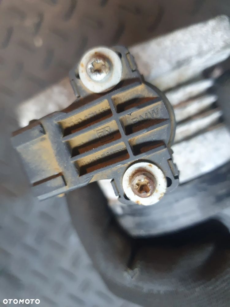 PRZEPUSTNICA BMW E39 2.0 24V 1433385 - 3