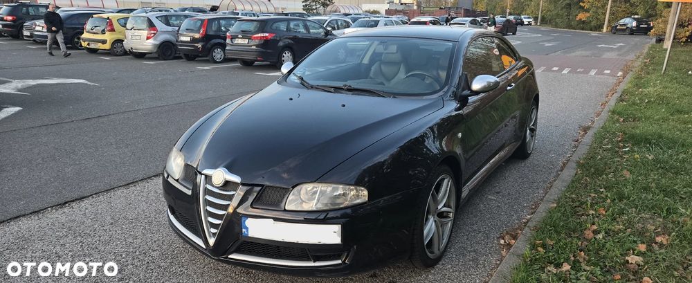 Alfa Romeo GT 1.9JTD 16V Distinctive - 10