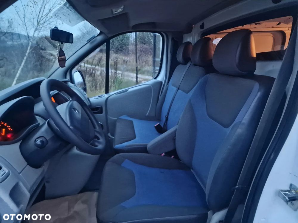 Renault Trafik - 14