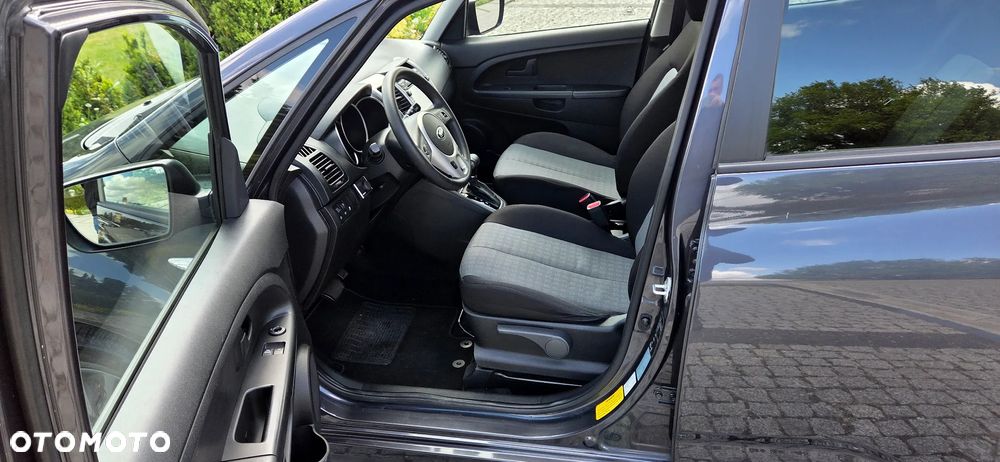 Kia Venga 1.6 CVVT Automatik Titanium Collection - 17