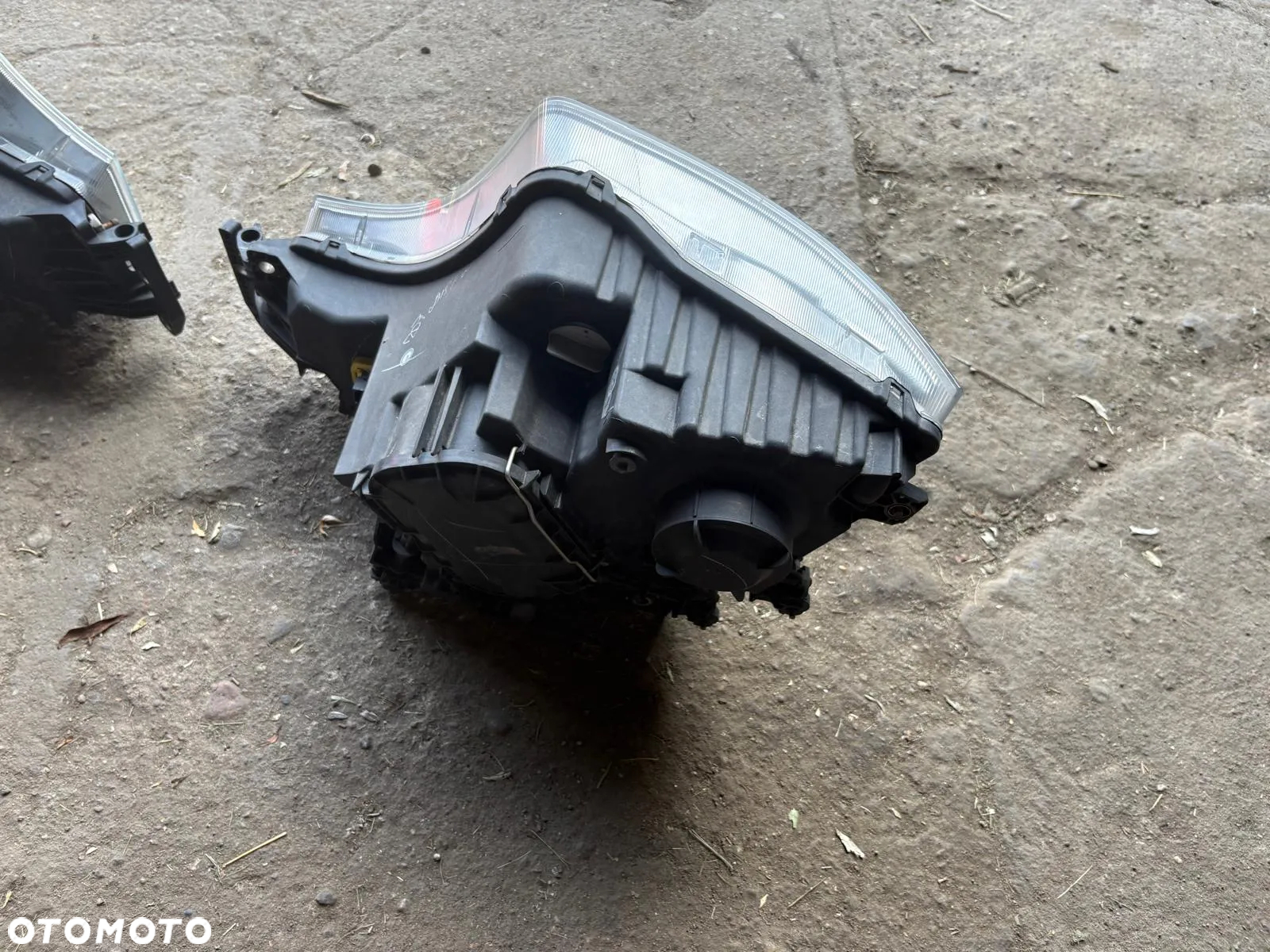 MERCEDES ACTROS MP4 LAMPA REFLEKTOR LEWA PRAWA A9608200239 A9608200339 - 4