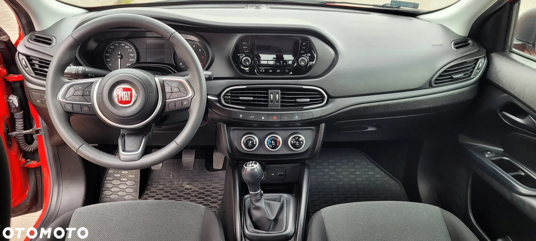Fiat Tipo 1.0 T3 Red - 7