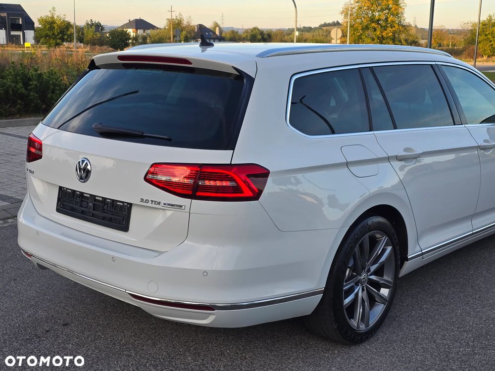 Volkswagen Passat - 22