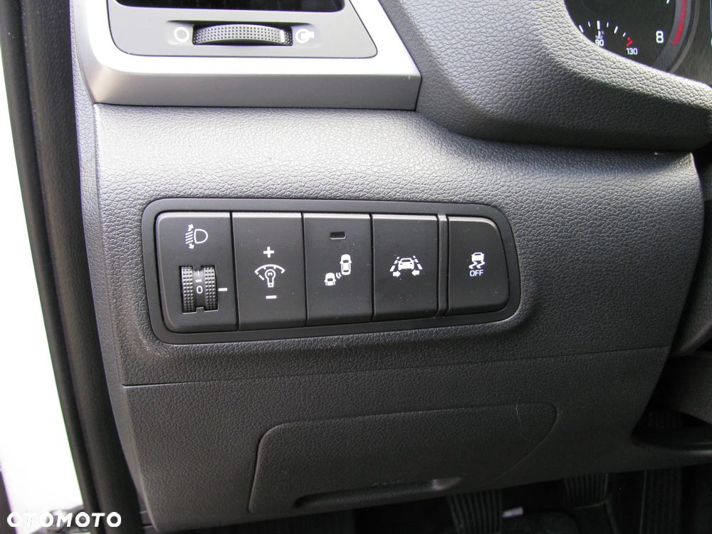 Hyundai Tucson 1.6 GDI BlueDrive Style 2WD - 26