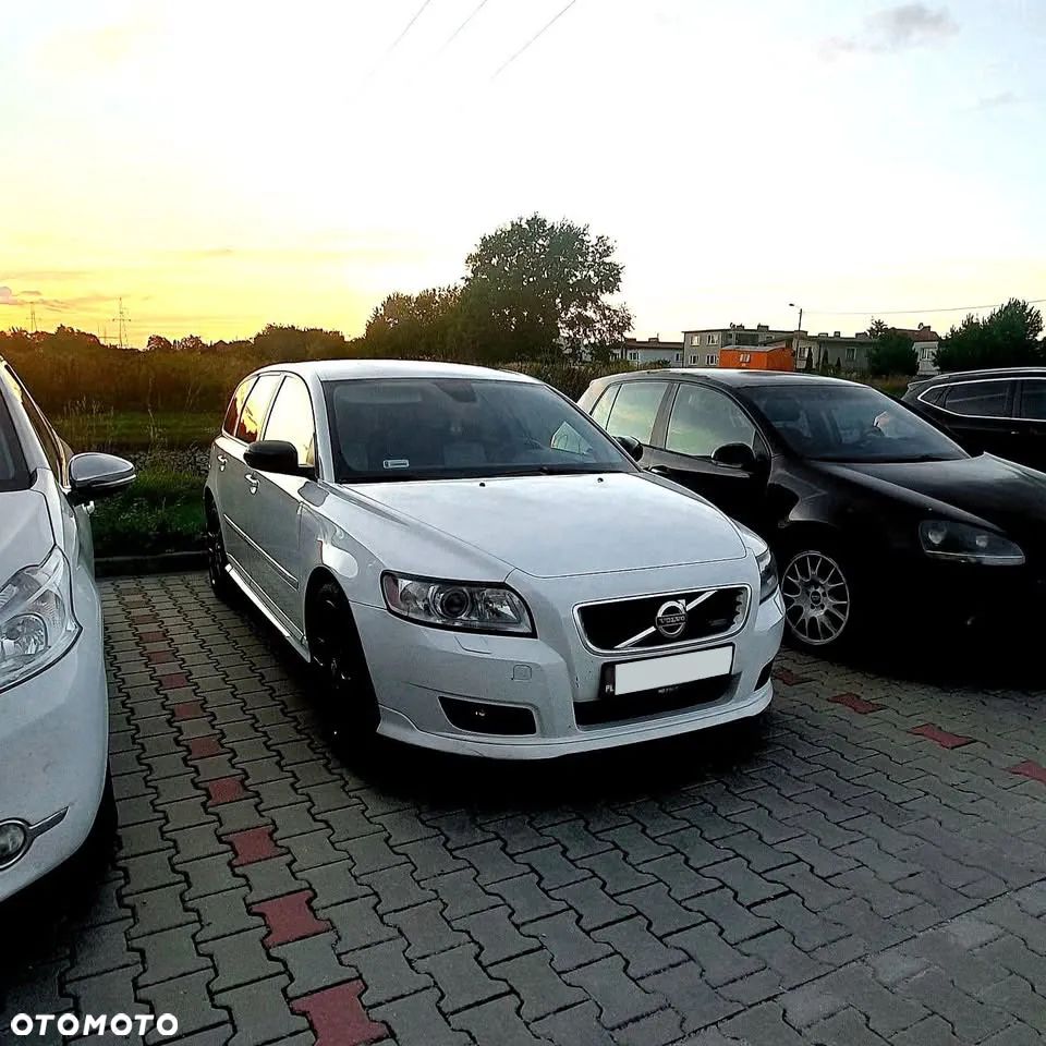 Volvo V50 2.0D R-Design Summum - 2