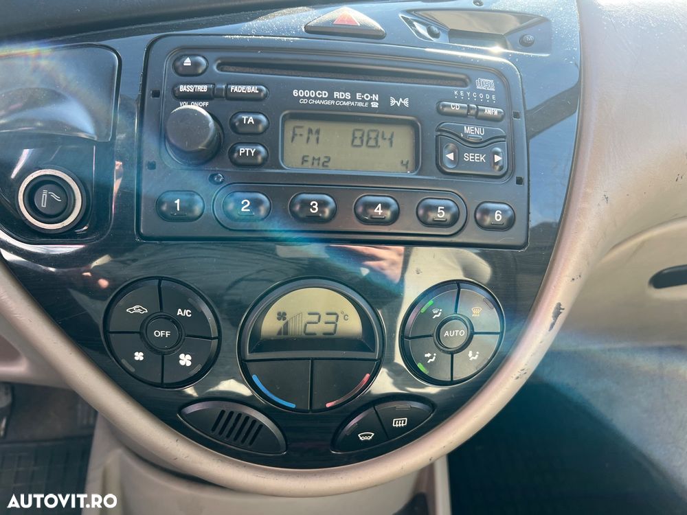 Ford Focus TDCi Ghia - 9