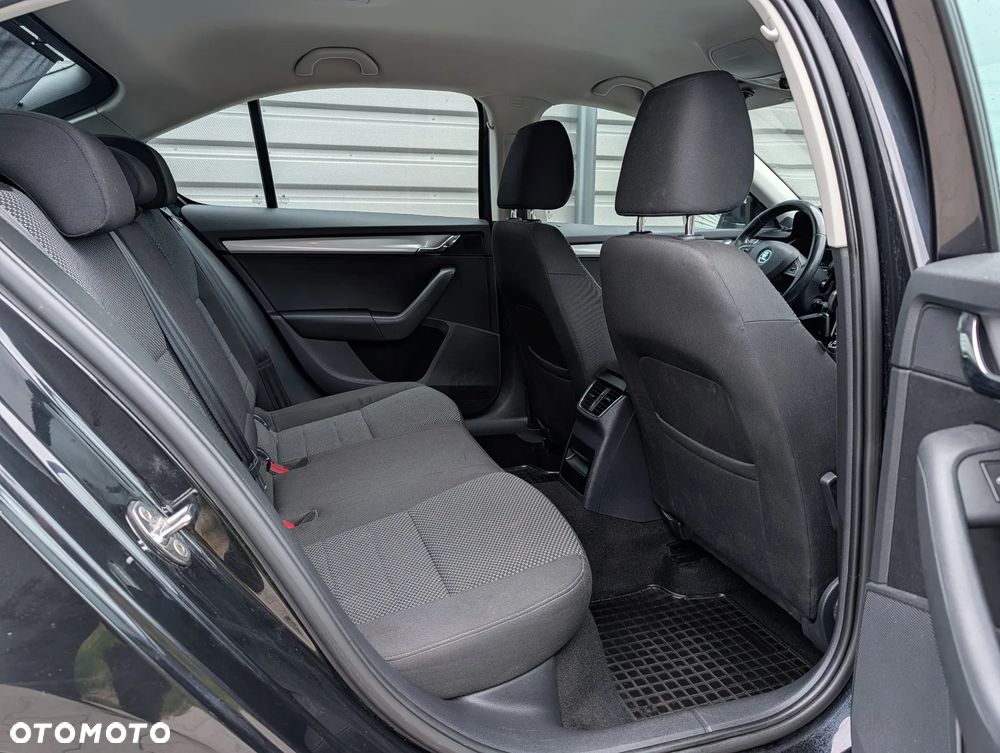 Skoda Octavia 1.6 TDI Ambition - 8