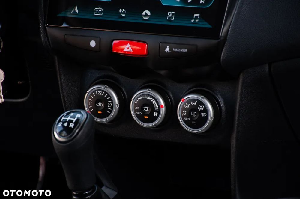 Mitsubishi ASX 1.6 Invite Navi - 21