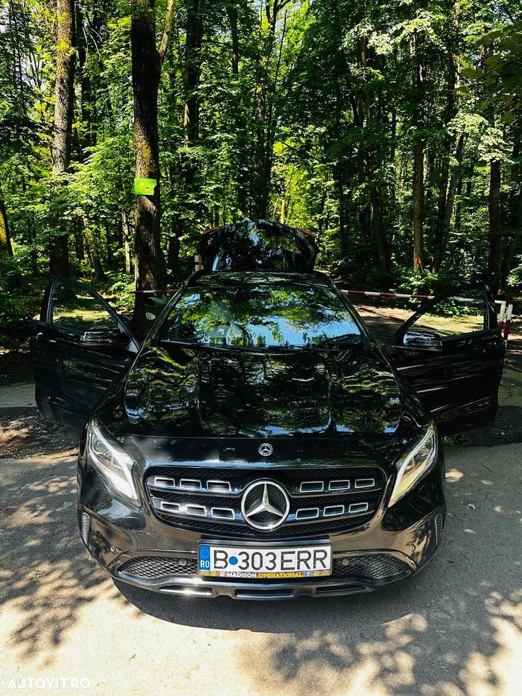 Mercedes-Benz GLA 200 d 4MATIC Aut. - 1