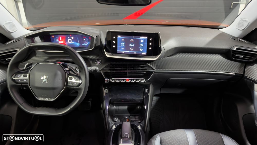 Peugeot 2008 1.2 PureTech Allure EAT8 - 20